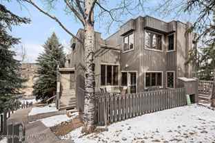 374 Meadow Ranch Dr - Photo 1 of 1