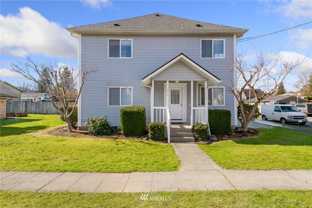 211 4th St #B - Photo 1 of 1