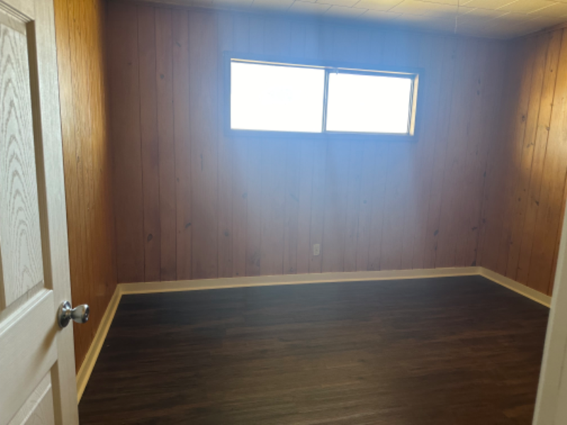 1423 Airport Rd - Photo 3 of 11