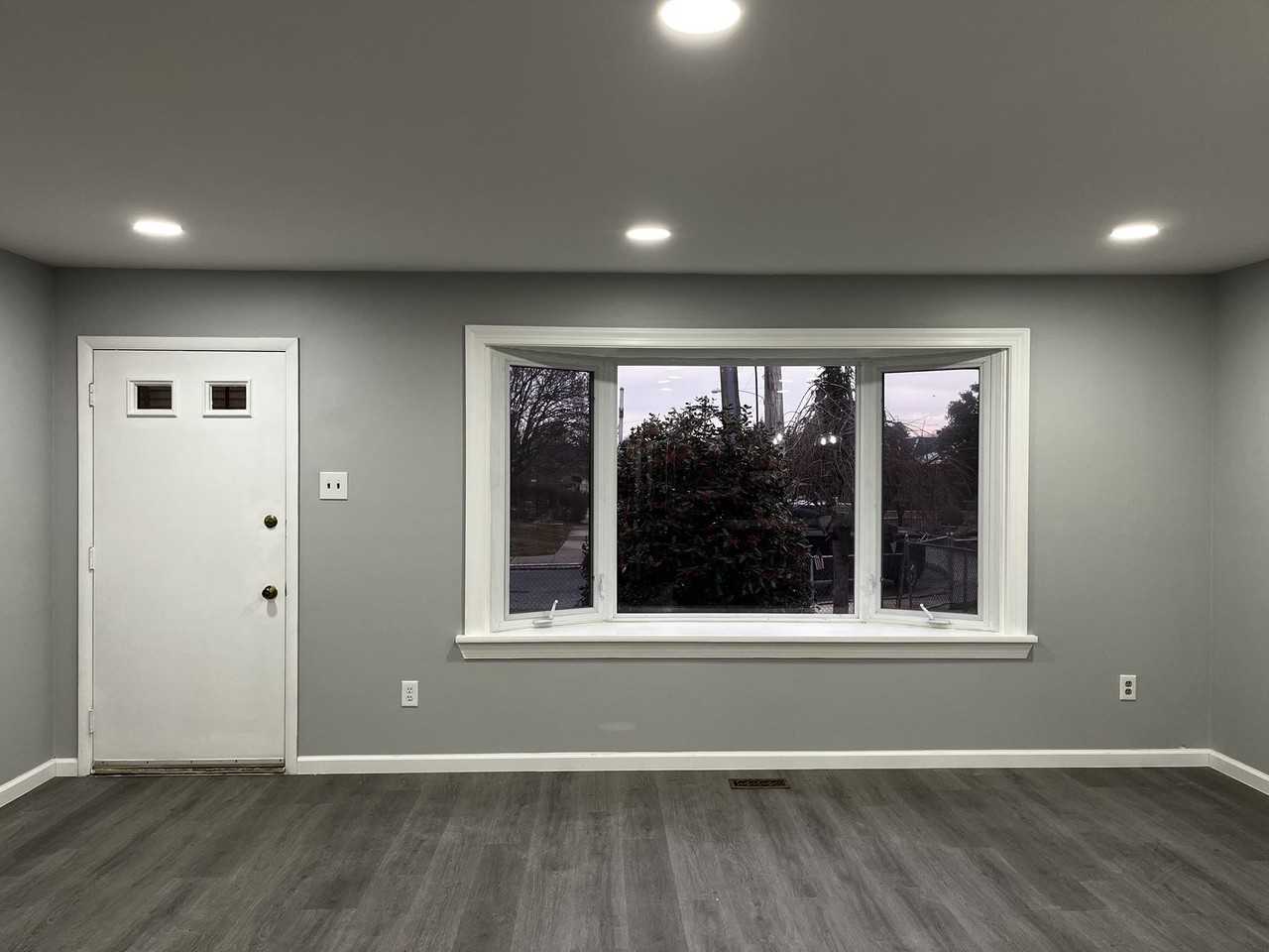 7857 Lawndale Ave #NA - Photo 3 of 11