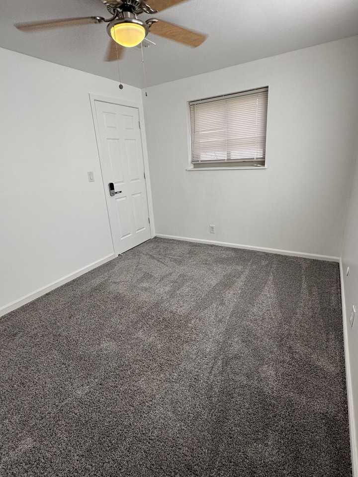 11745 Spring Drive #C - Photo 2 of 4