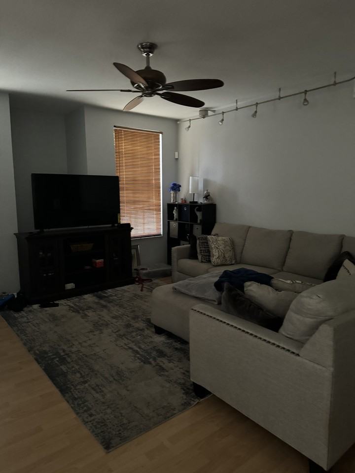 1707 Belmont Pl #1707 - Photo 4 of 4