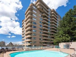 featured image of Queens Ave