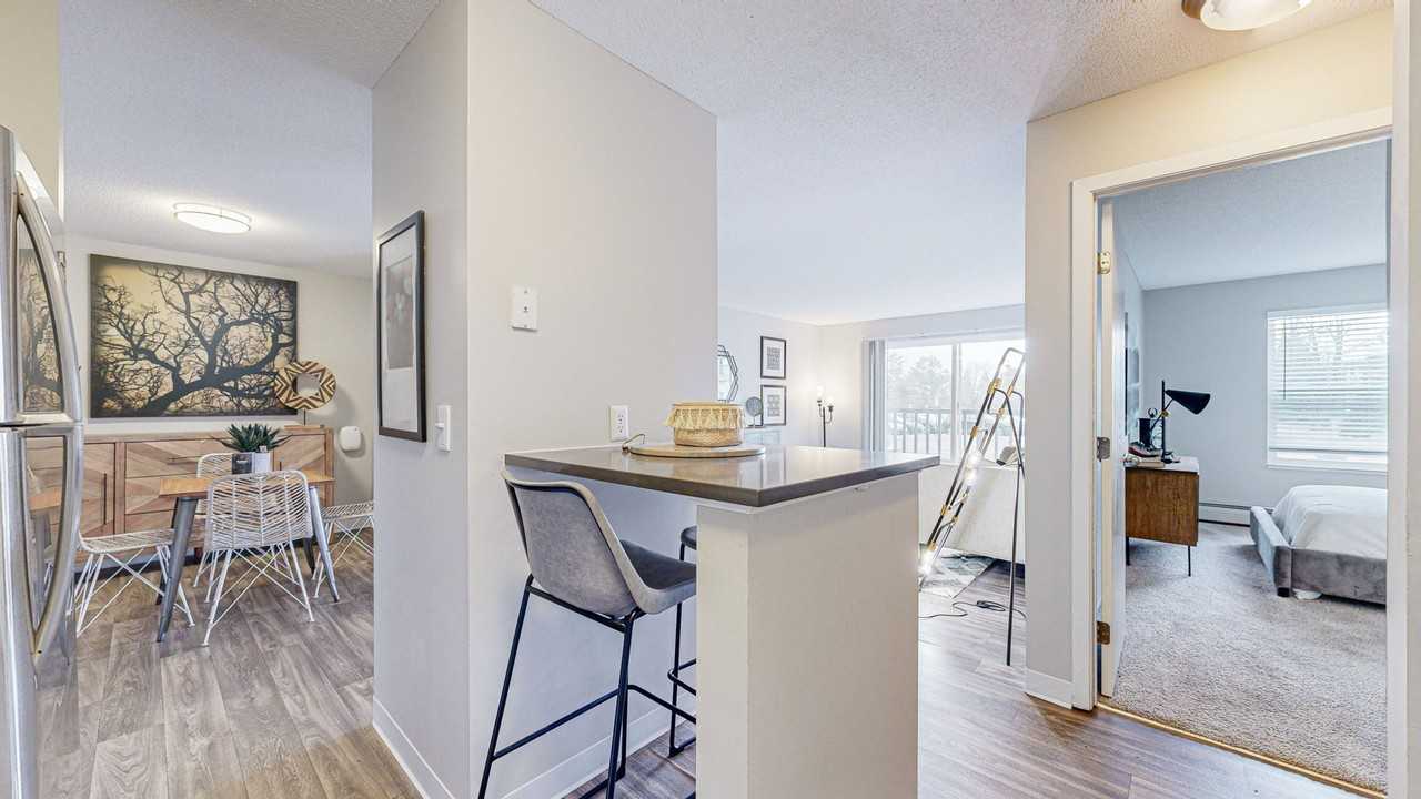 Audenn Apartments - Photo 3 of 50