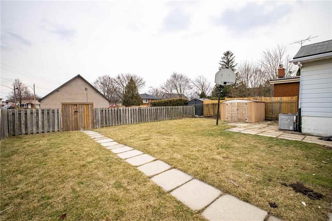 93 Lilacside Drive - Photo 3 of 7