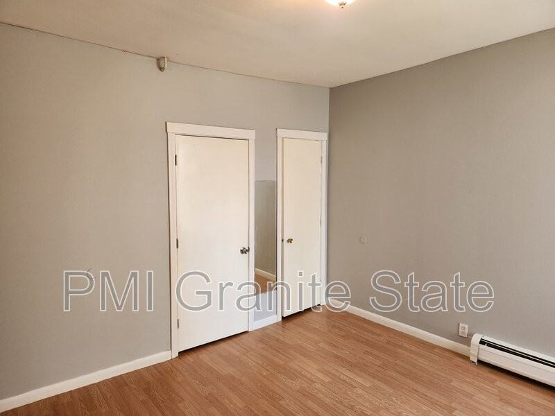 40 Kinsley St #A - Photo 2 of 7