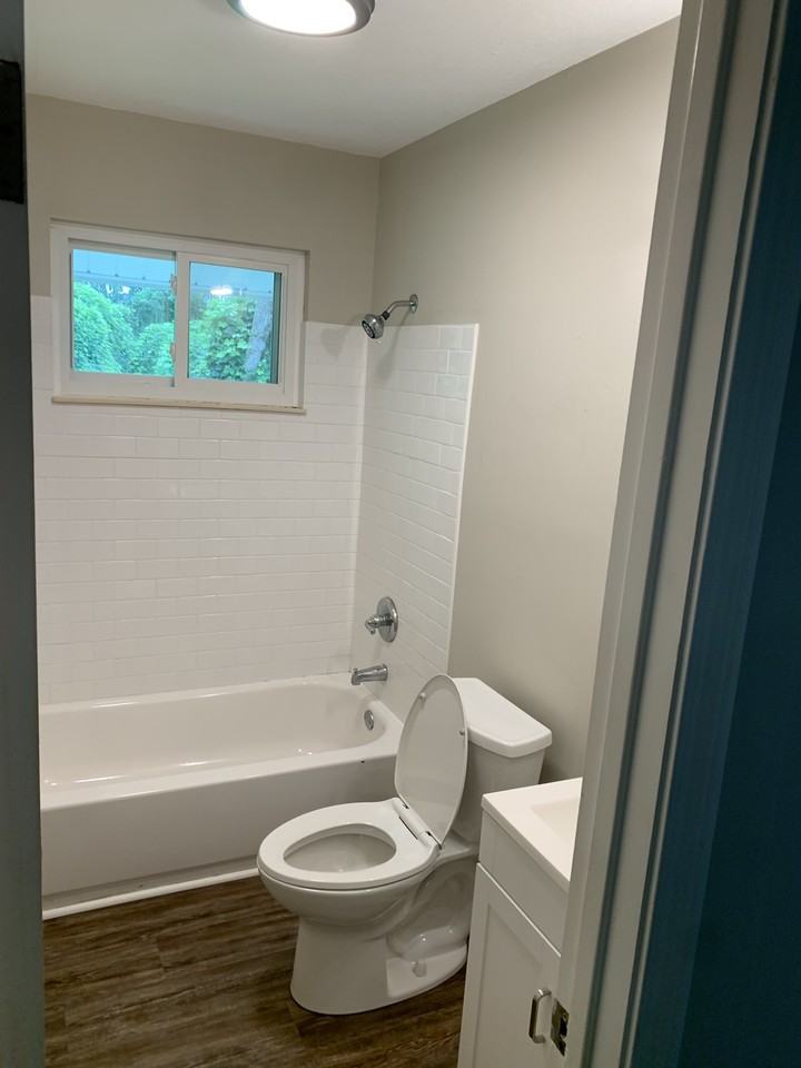 Golf View Apartments - Photo 2 of 17