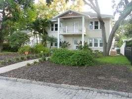 featured image of 221 15th Ave N #221