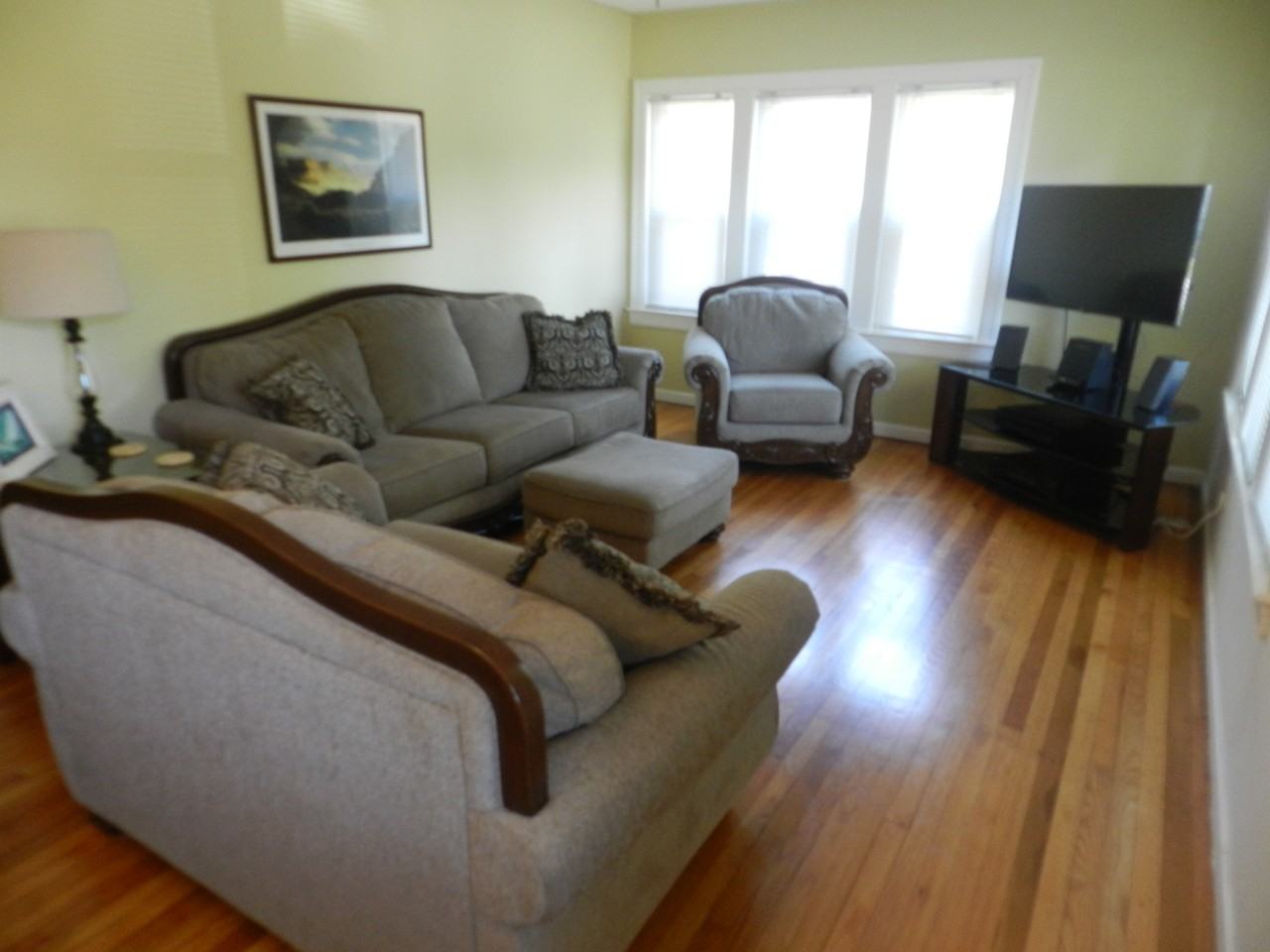 221 15th Ave N #221 - Photo 3 of 11