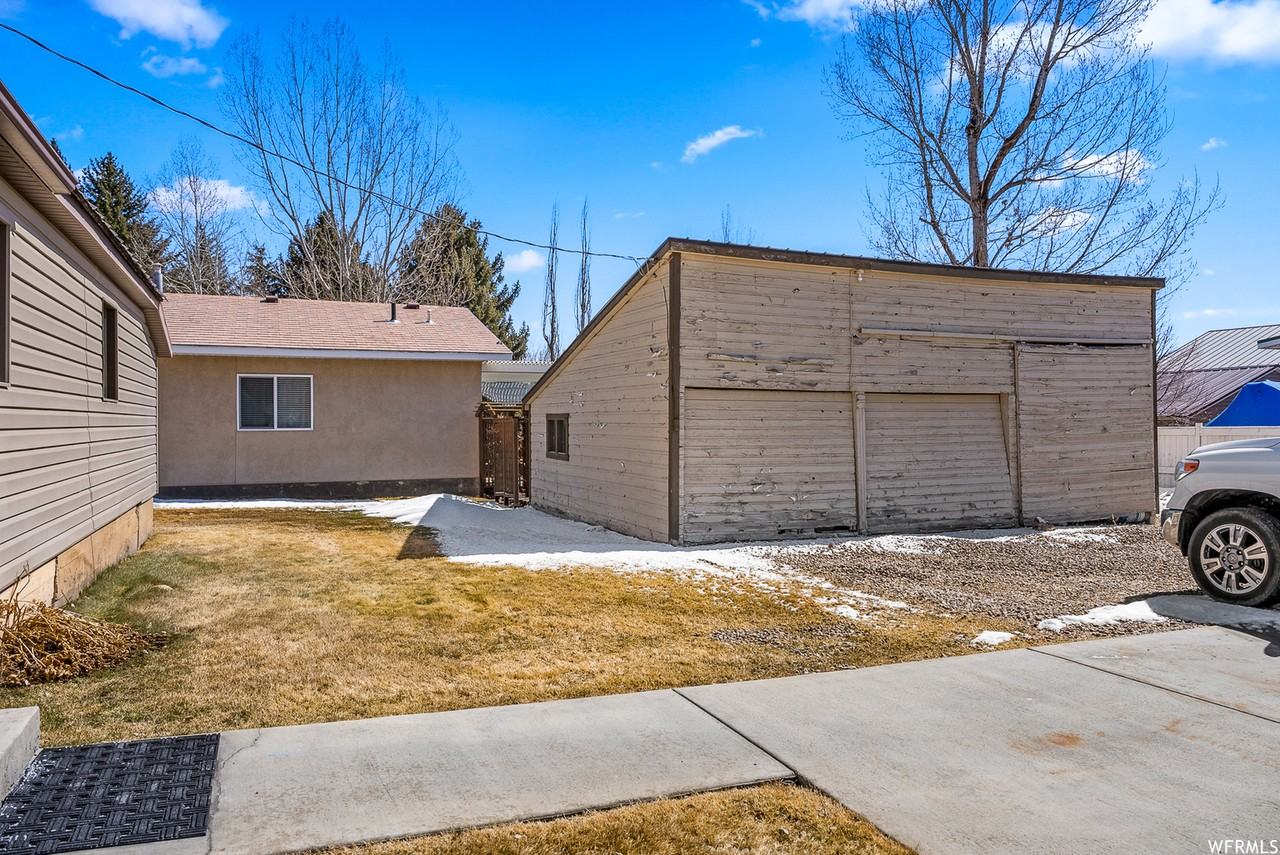 506 E Main St #1 - Photo 3 of 26