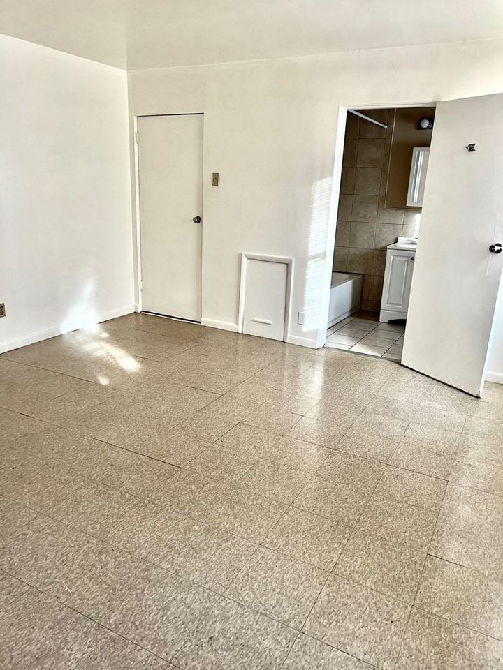 209 Wynoka Street - Photo 3 of 15