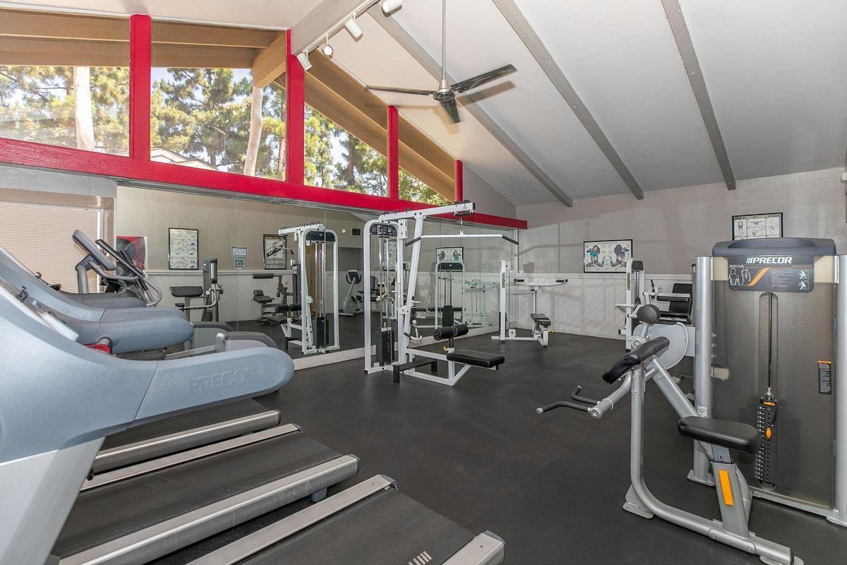 315 N Associated Rd - Photo 3 of 33