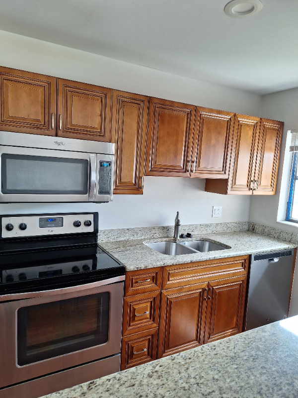 665 Enfield St #B12 - Photo 5 of 24