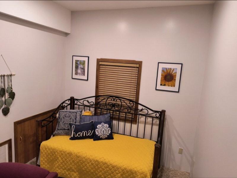 7010 Private Rd E - Photo 3 of 18