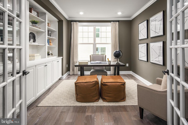 1903 Fitzgerald Ln - Photo 3 of 7