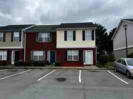 featured image of 6 Princeton Place Dr