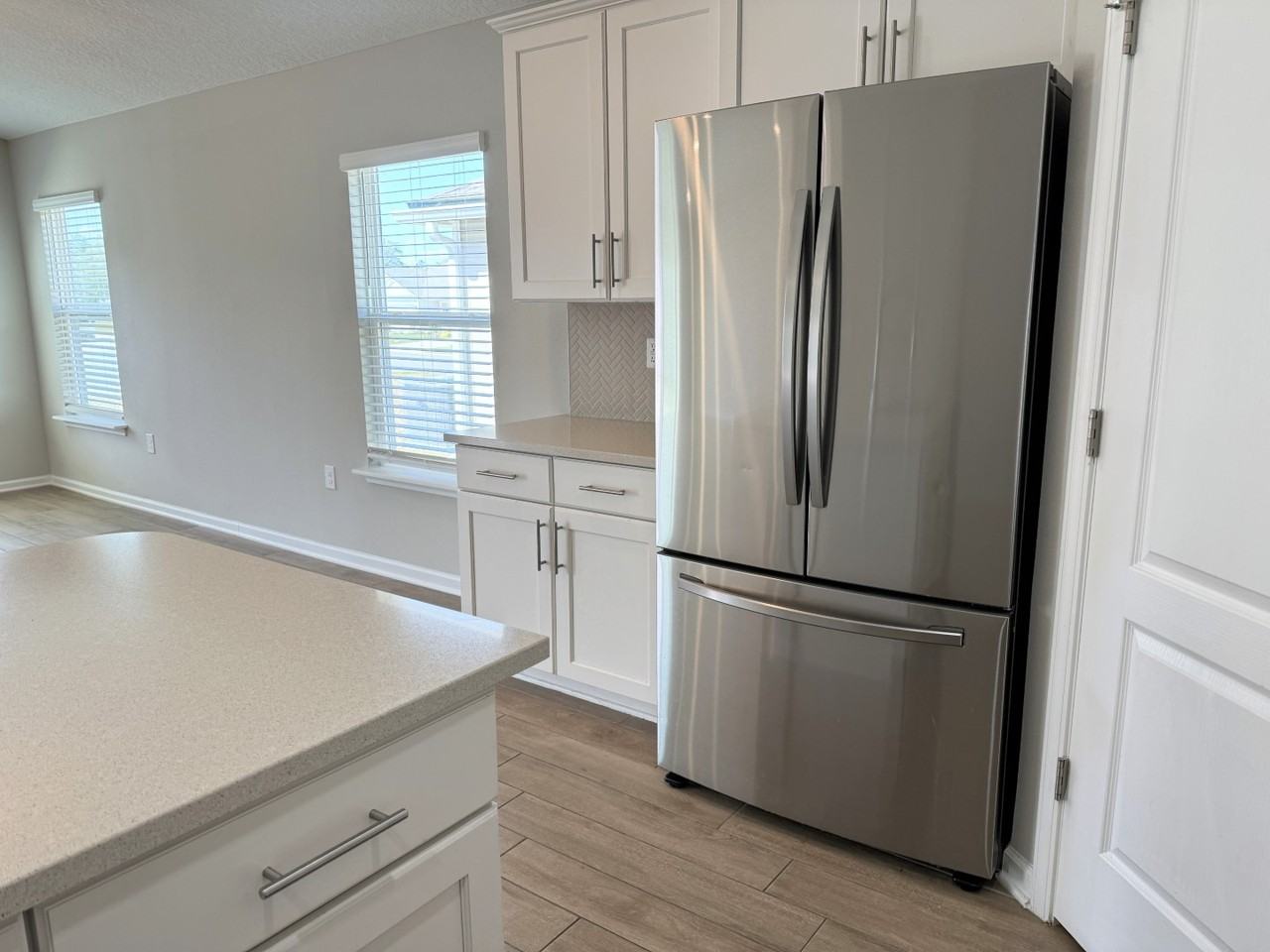 82905 Thompson Ln #1 - Photo 5 of 14