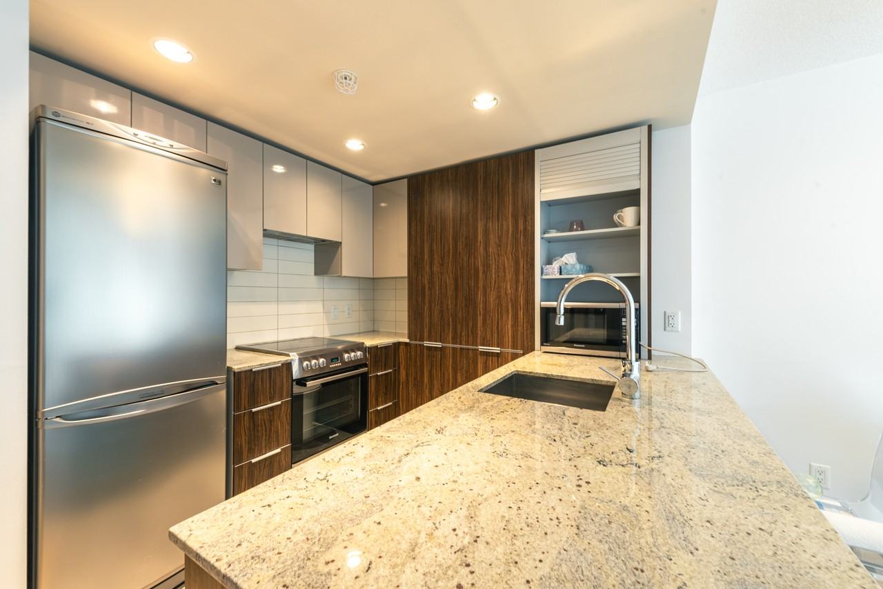 1088 Richards Street #515 - Photo 7 of 13