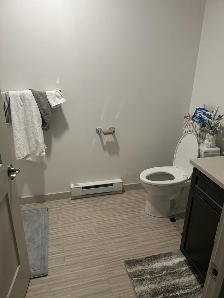 180 Fearing St - Photo 3 of 10