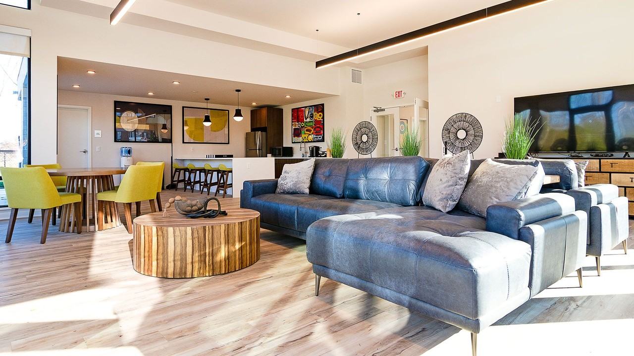 Loomis Crossing Apartments - Photo 3 of 50