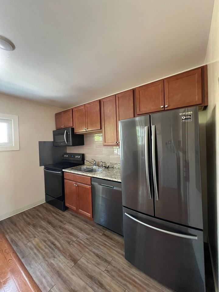 220 S Allen St Building - Photo 3 of 11