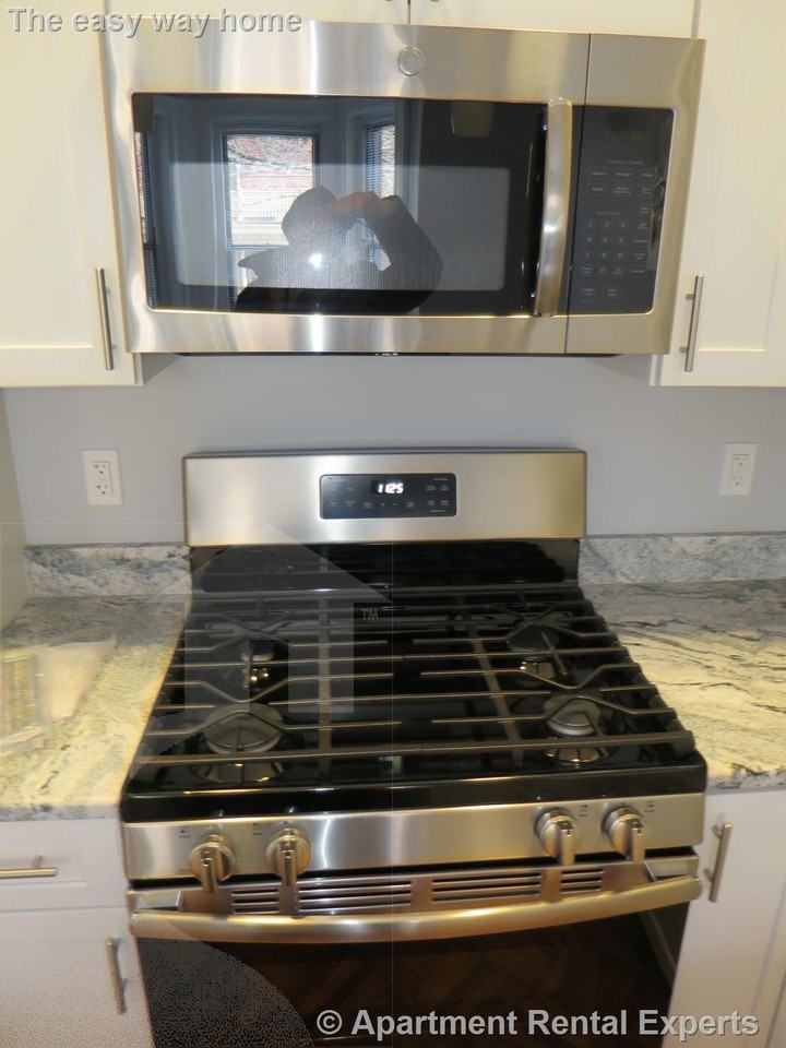 61 Adams St #1 - Photo 7 of 11