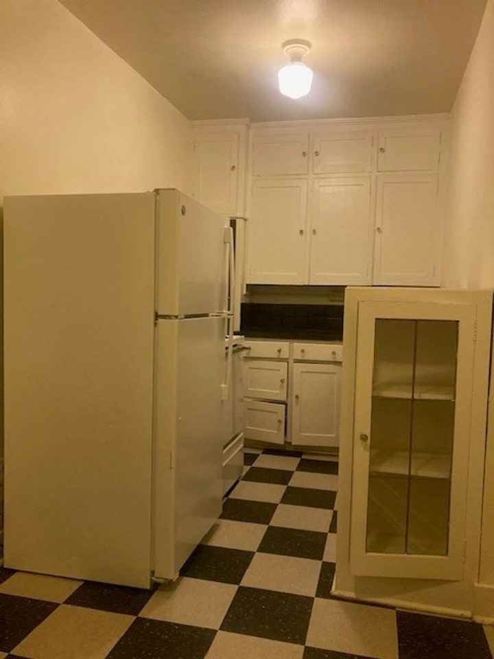 Republican - Photo 5 of 11