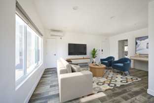 1333 W 36th Pl #04 - Photo 1 of 1