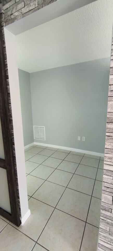 Probiz Estate Investments MIR2 - Photo 3 of 5
