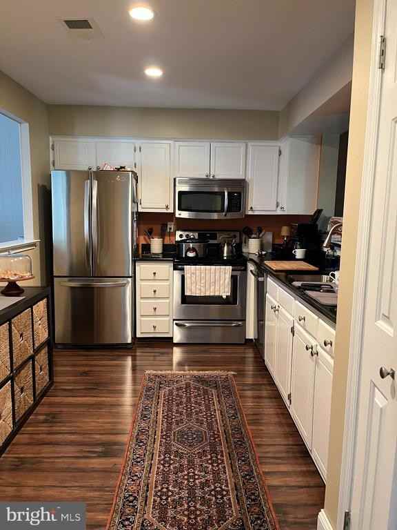 305 Penwyllt Ct - Photo 2 of 10