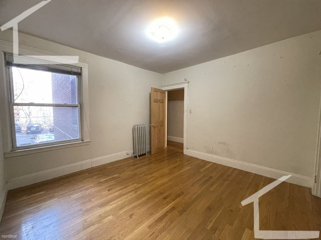 192 Kelton St - Photo 3 of 4