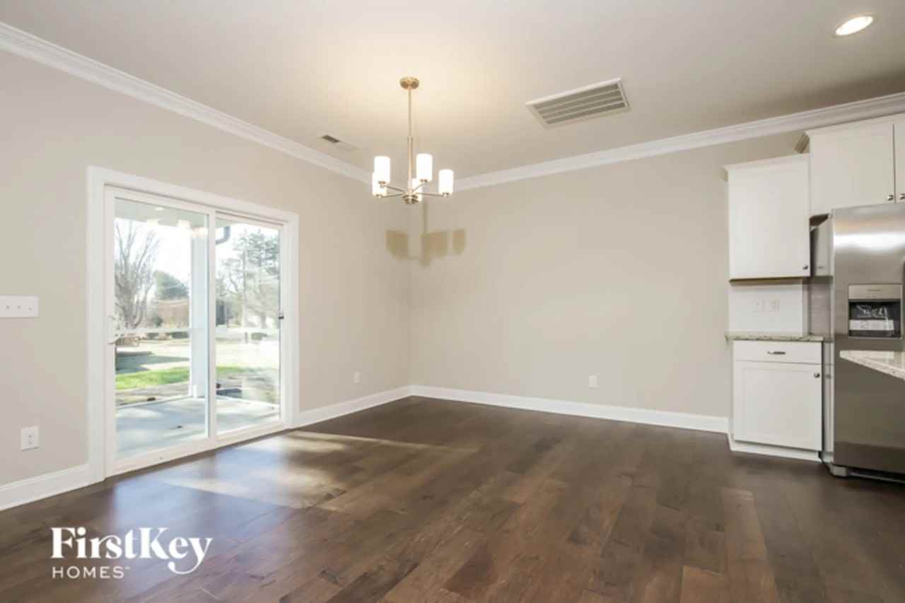 101 Greenvalley Rd - Photo 2 of 14