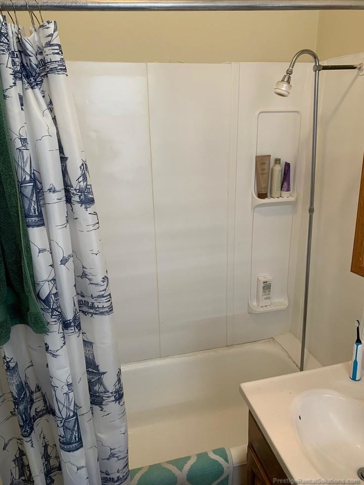 Woodstock Ave. & Kelton St. #3 - Photo 7 of 13