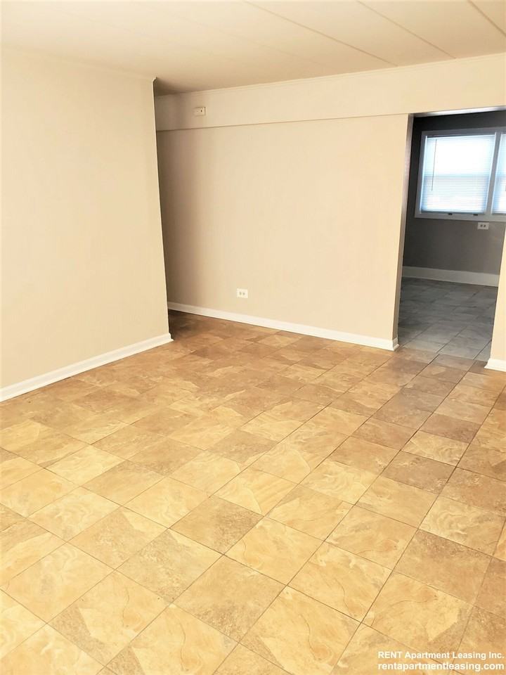 Ivanhoe Ave #G - Photo 5 of 9