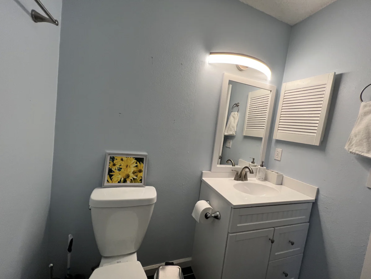 2811 Sail Ct - Photo 3 of 44