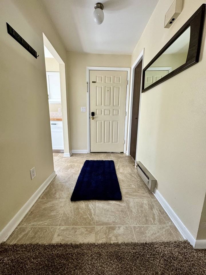 1300 W Stuart St #12 - Photo 3 of 13