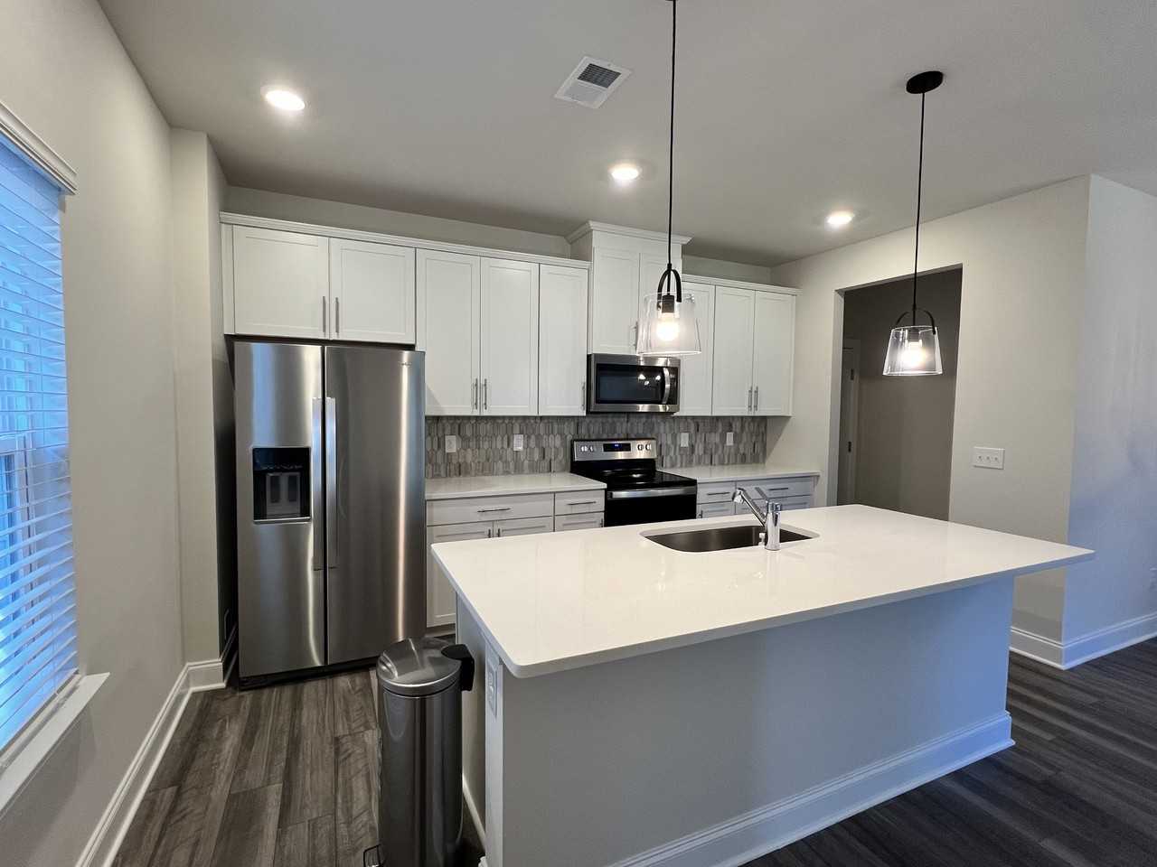 1511 Henderson Point Aly #NA - Photo 6 of 8