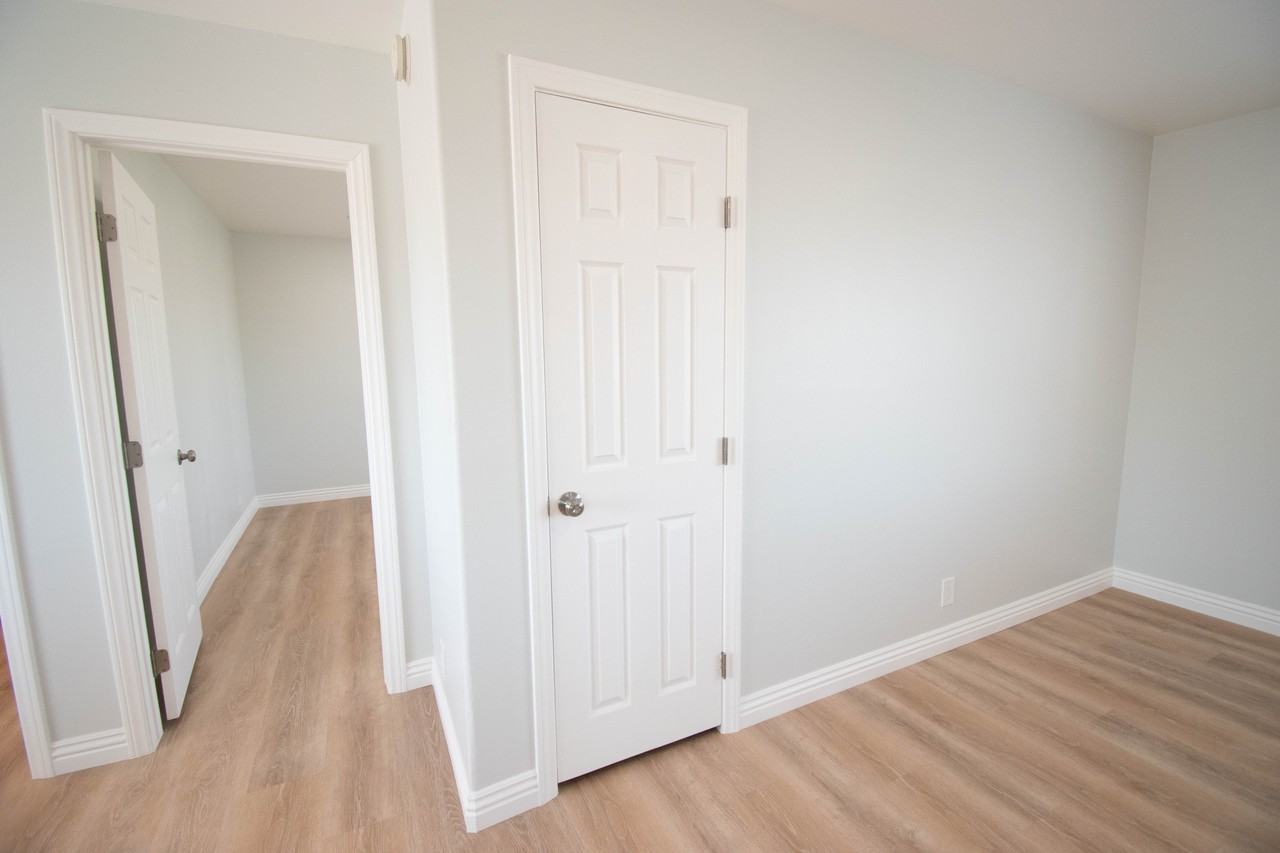 1147 W 170th St #NA - Photo 5 of 36