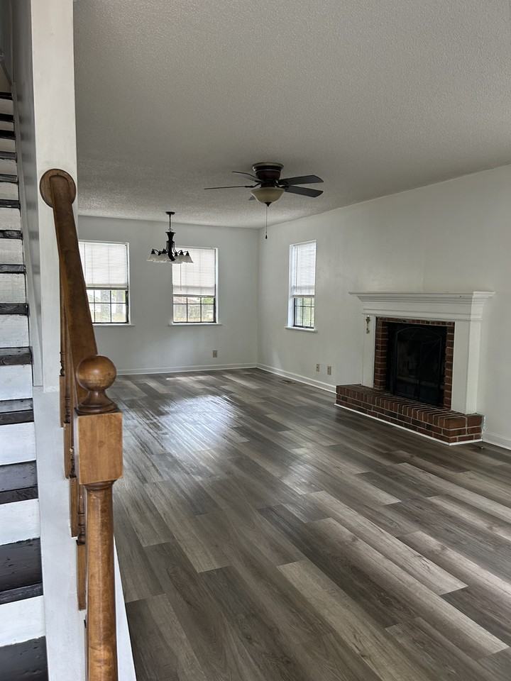 954 Unadilla Trl #NA - Photo 7 of 10