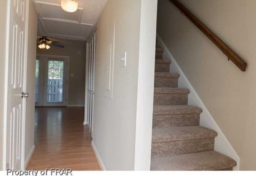 422 Kirkcaldy Ct #NA - Photo 2 of 14