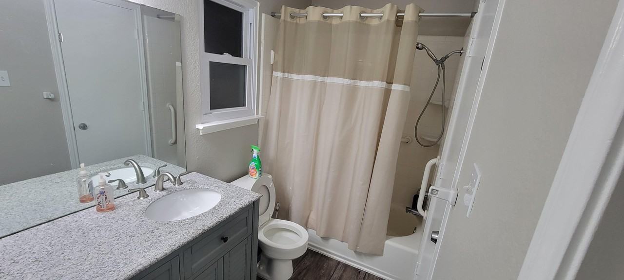 Storm Dr - Photo 2 of 19