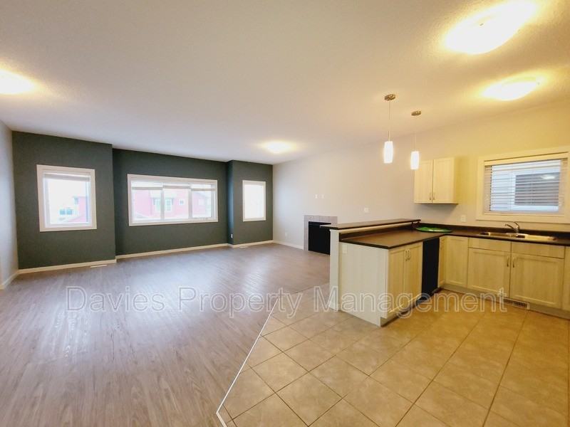 3932 Claxton Loop Sw - Photo 3 of 15