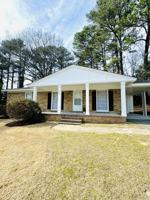 featured image of 824 Stoneykirk Dr