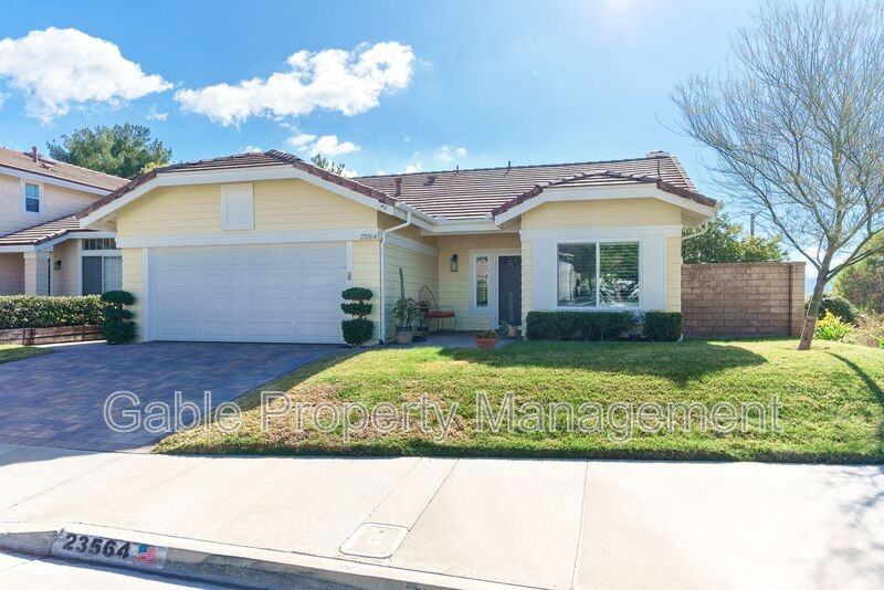 23564 Dunsmore Ln - Photo 2 of 36