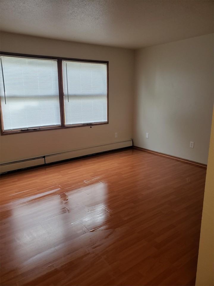 1313 1st Ave #1 - Photo 5 of 10