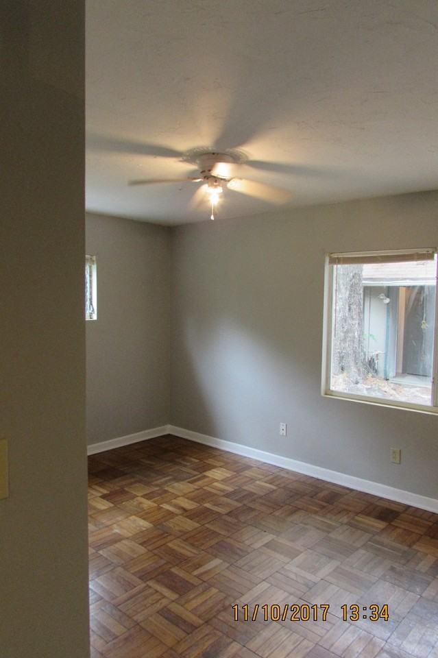 508 Nw 36th Dr #1 - Photo 5 of 20