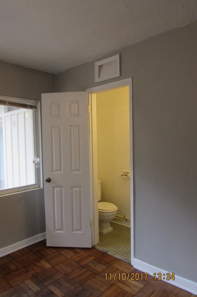 508 Nw 36th Dr #1 - Photo 7 of 20