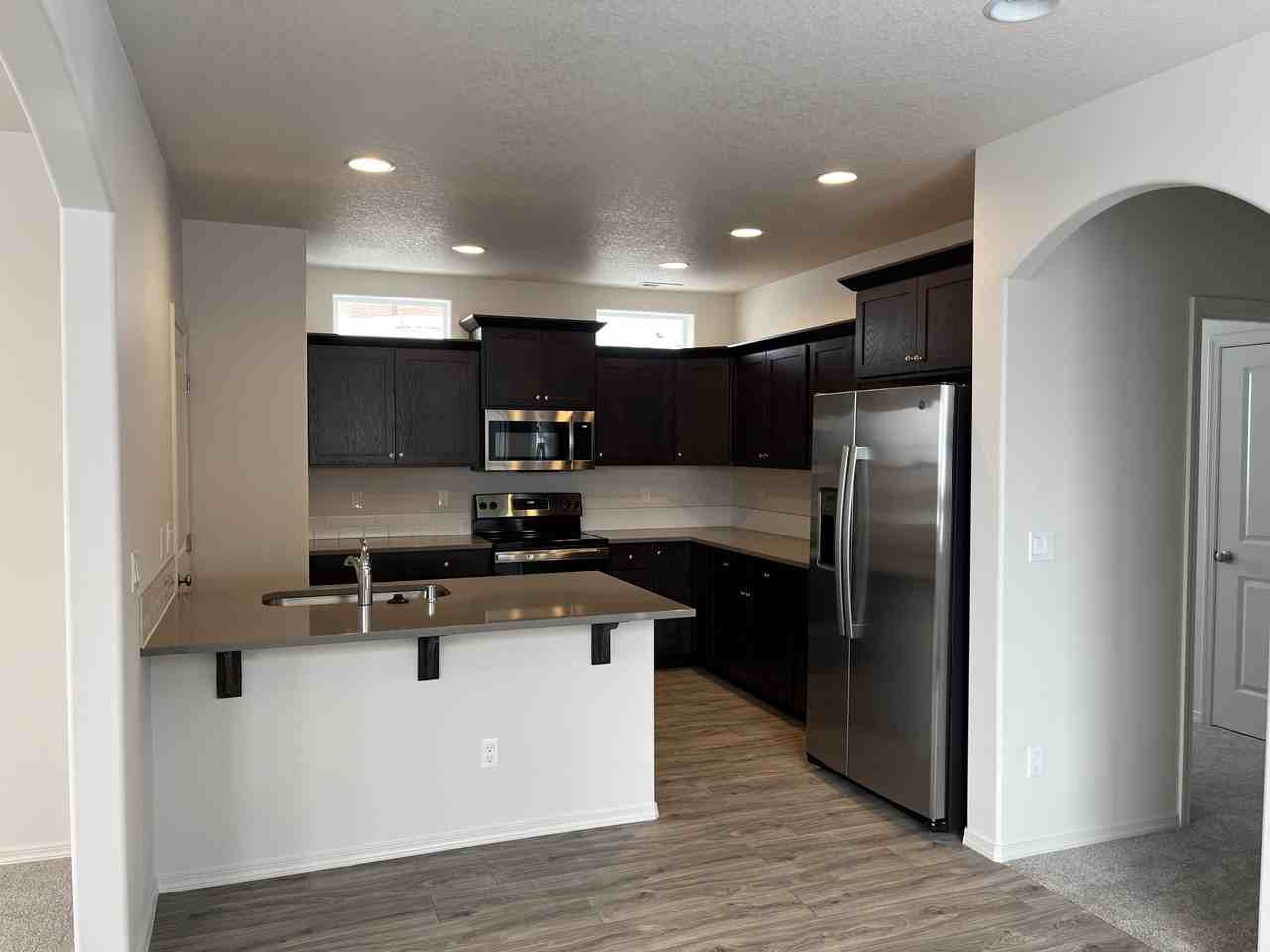 326 Ne Washington St #NA - Photo 3 of 9