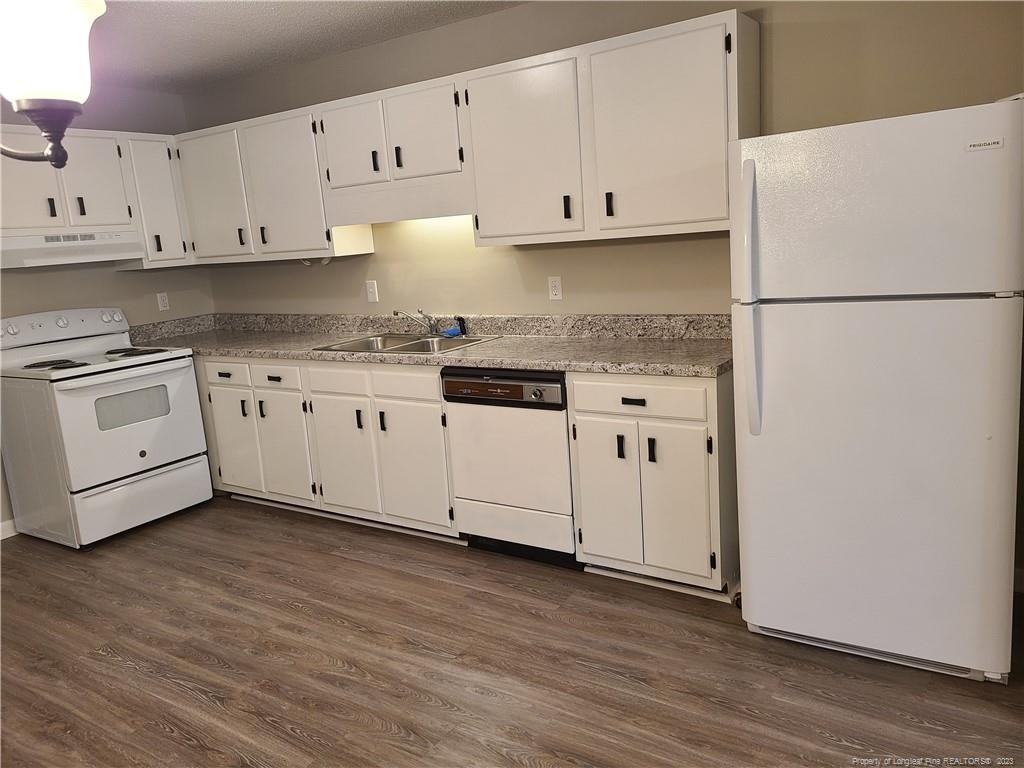 910 Miller Ave #910 - Photo 5 of 14