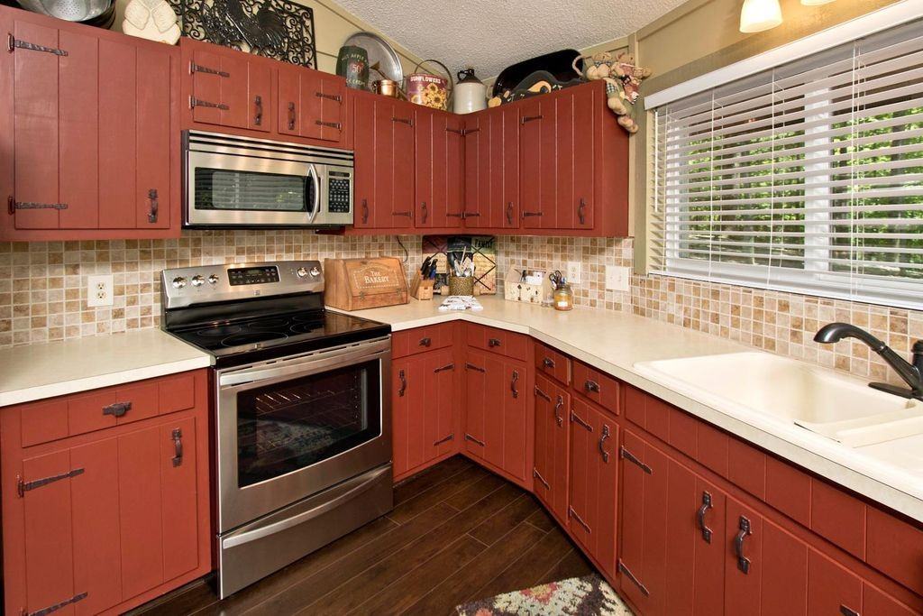 50 Broadmoor Ln #NA - Photo 7 of 20